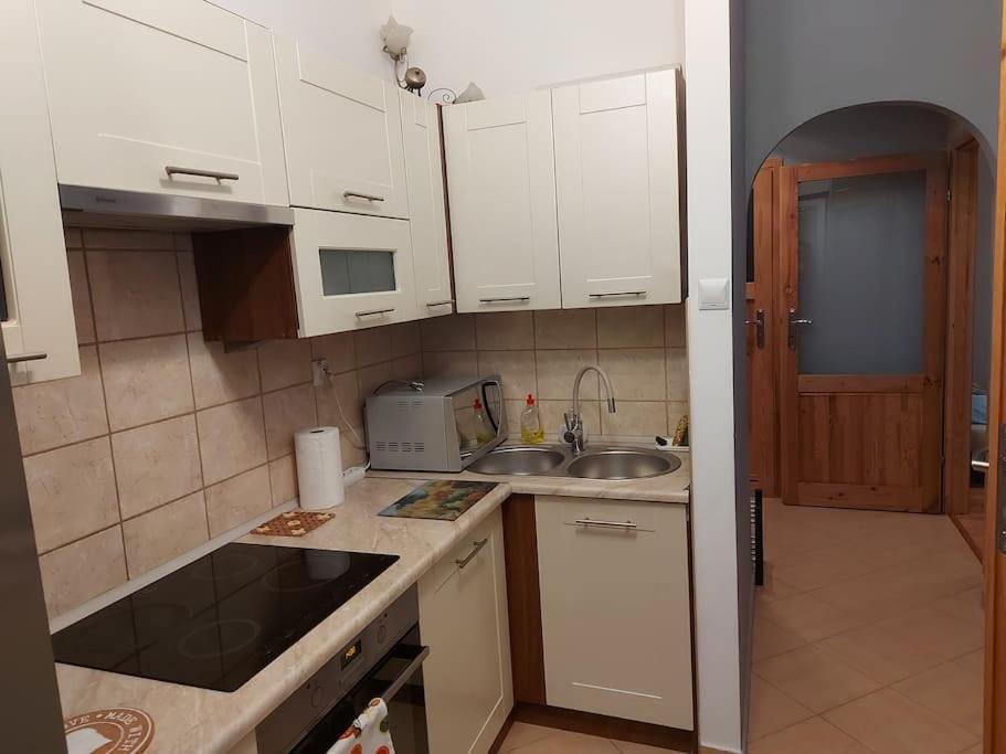 Homelyapartment Красков Екстериор снимка