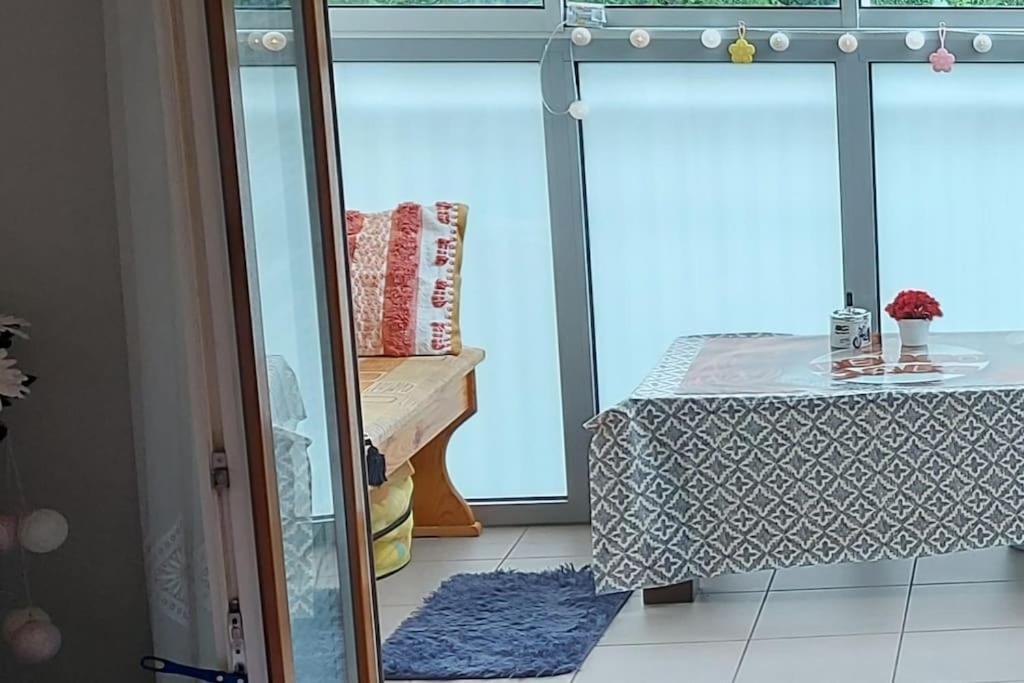 Homelyapartment Красков Екстериор снимка