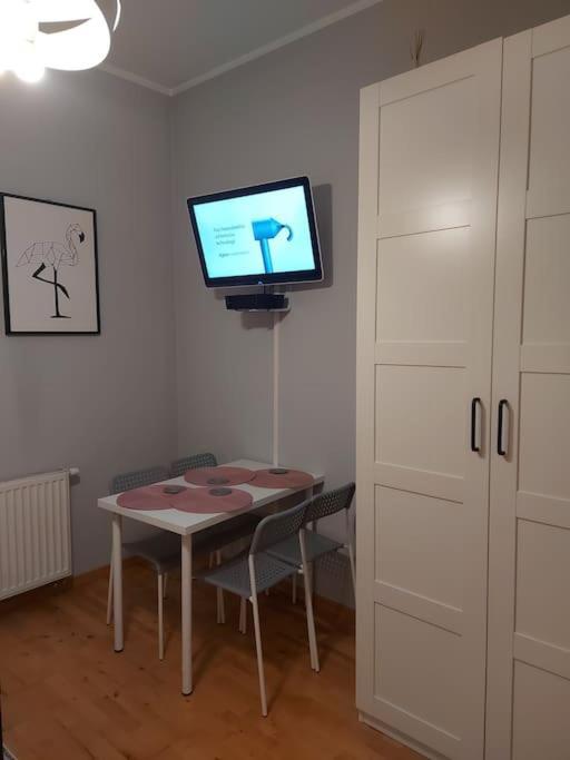 Homelyapartment Красков Екстериор снимка
